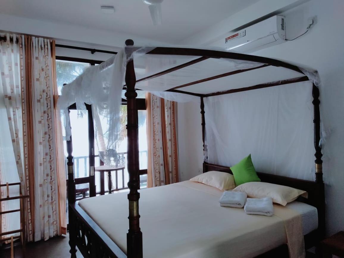 Asa Bay Beach Resort Талпе Екстериор снимка